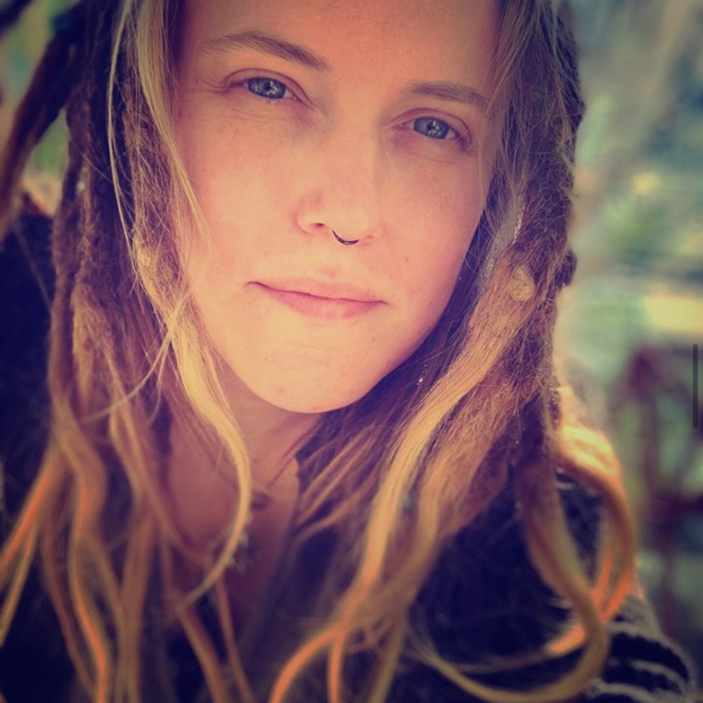 Meet your Posher, Andria